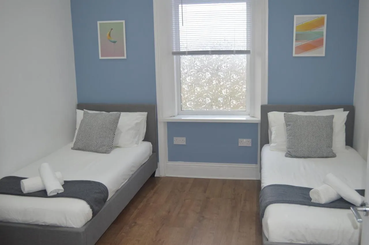 9 Bed House Apartment Newcastle upon Tyne