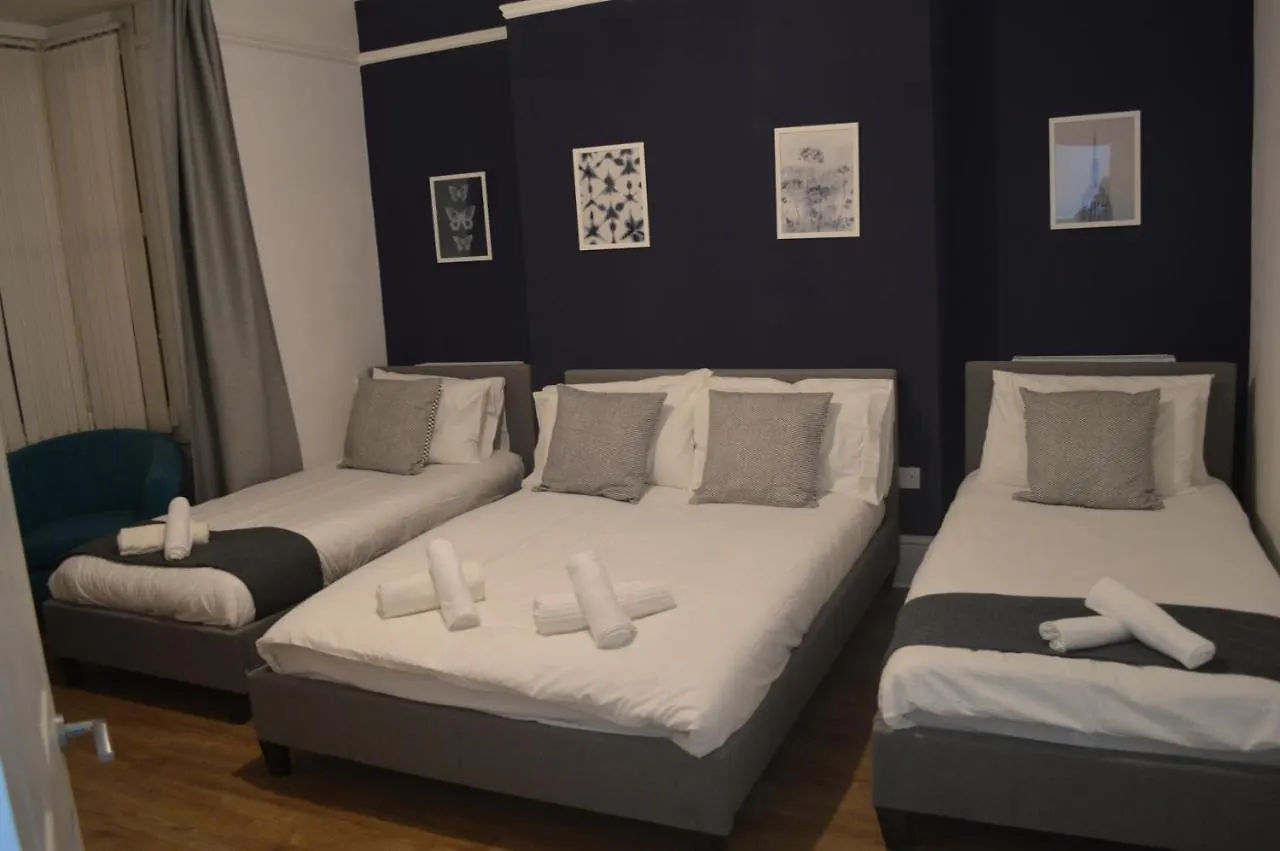 9 Bed House Apartamento Newcastle Upon Tyne Reino Unido
